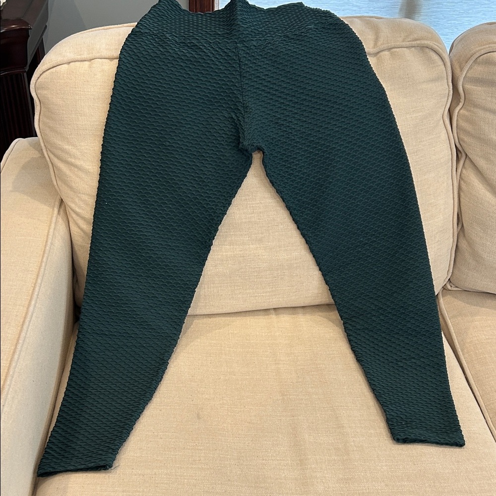 Booty by Brabants Textured Dark Green Leggings